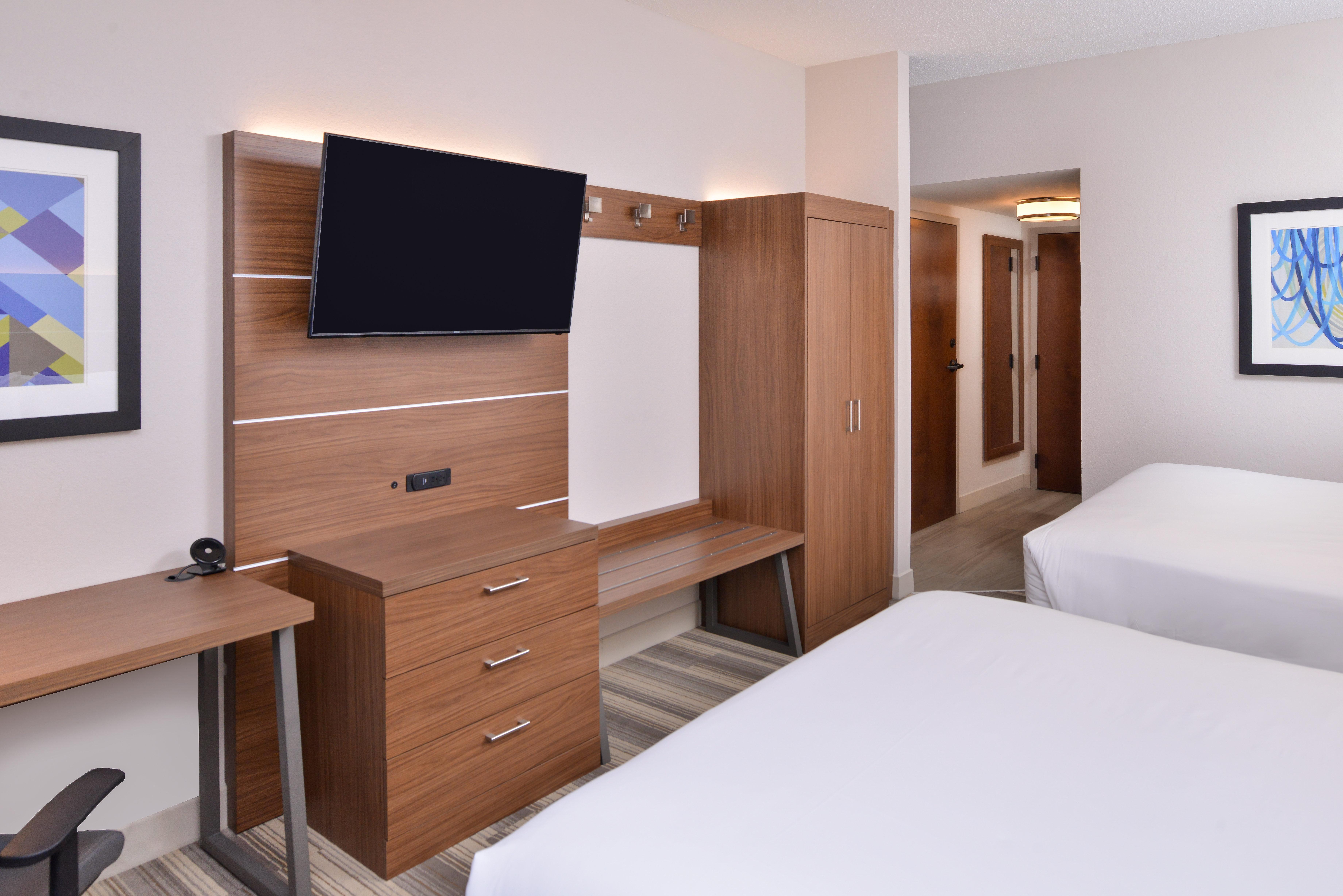 Holiday Inn Express Hotel & Suites Indianapolis Dtn-Conv Ctr By Ihg Exterior photo