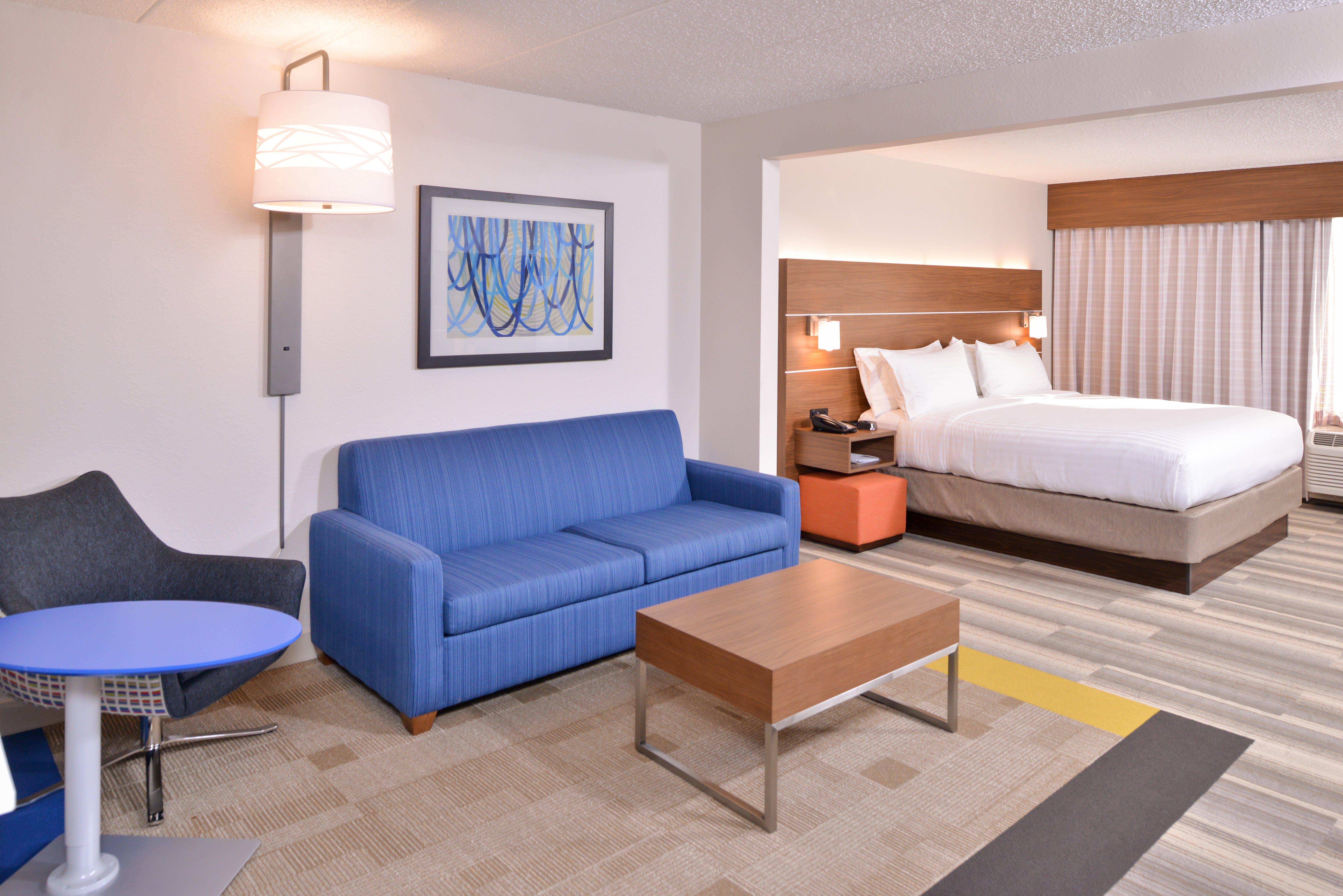 Holiday Inn Express Hotel & Suites Indianapolis Dtn-Conv Ctr By Ihg Exterior photo