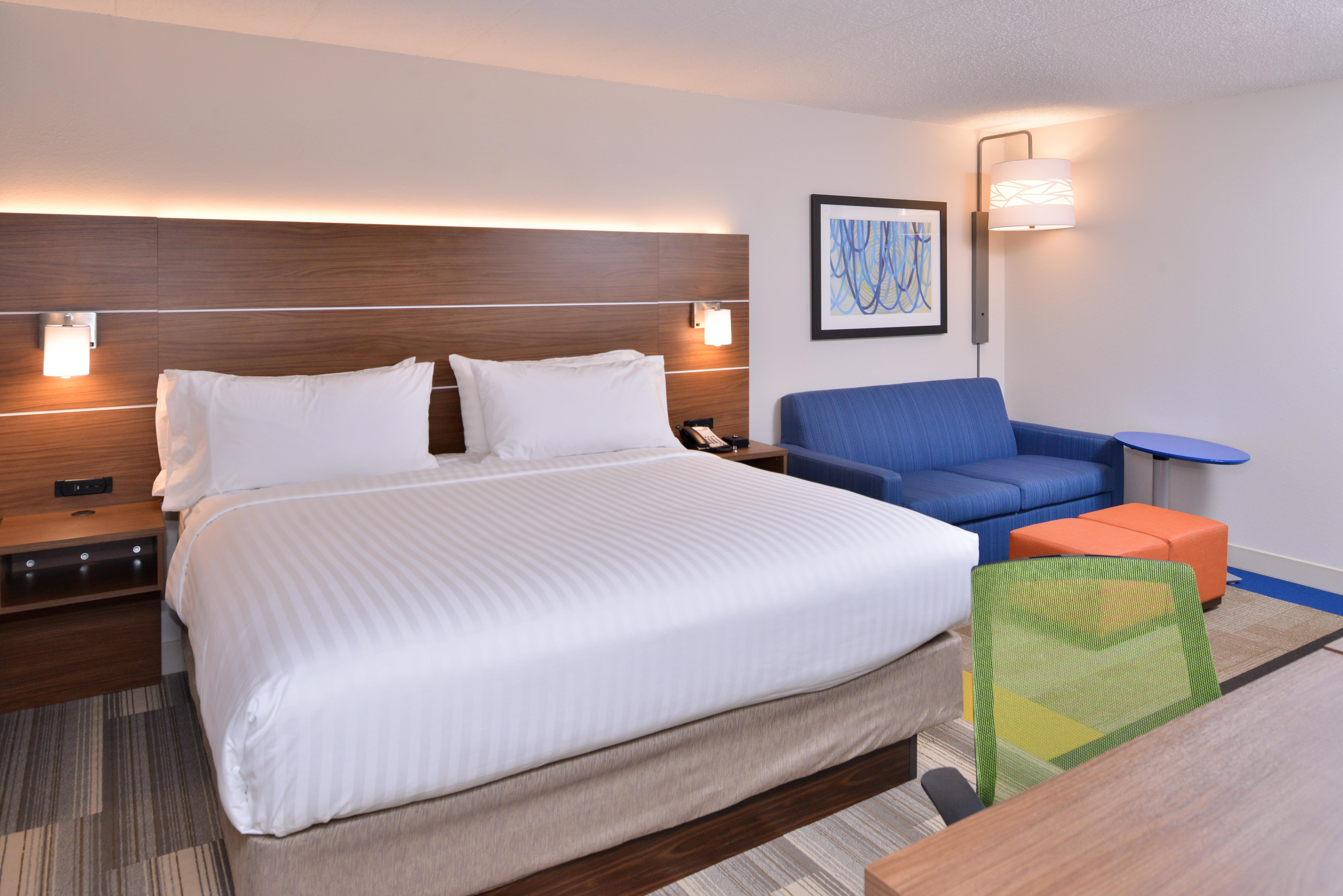 Holiday Inn Express Hotel & Suites Indianapolis Dtn-Conv Ctr By Ihg Exterior photo