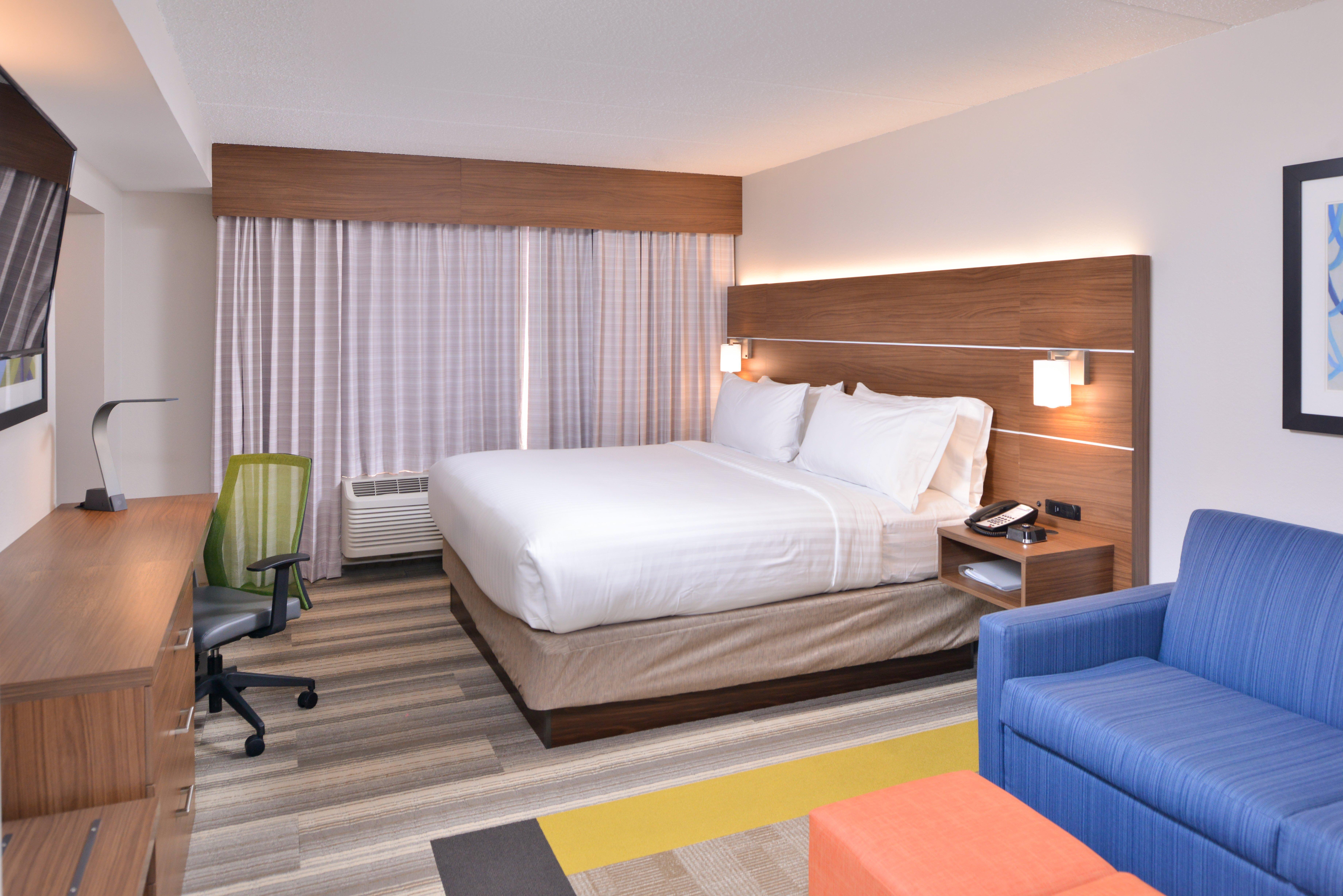 Holiday Inn Express Hotel & Suites Indianapolis Dtn-Conv Ctr By Ihg Exterior photo